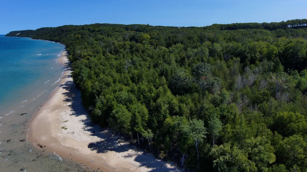 northport-gills-pier-lake-michigan-waterfront-lot-sander-scott-net-real-estate